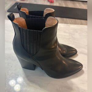 Indigo rd Black Ankle Booties